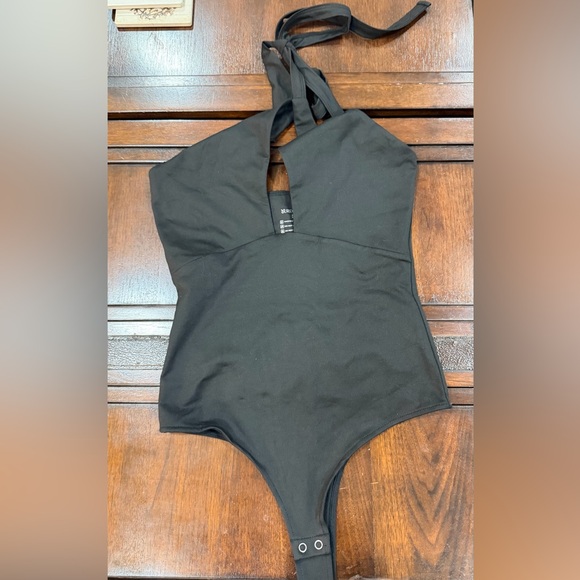 REORIA Women's Sexy Criss Cross Halter Neck Sleeveless Thong Bodysuits Tops Sz S - Picture 2 of 9